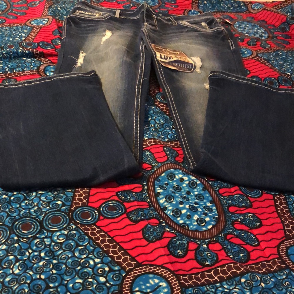 Boot Cut Low Rise Jeans - Picture 4 of 5